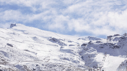 Pico Veleta y estación de esquí de Sierra Nevada