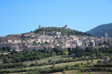 Fototapeta na wymiar The hill town Assisi and Rocca Maggiore, Umbria Italy 