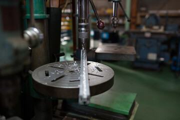Drilling on the aluminum frame with a drilling machine
