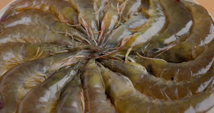 Fresh raw shrimp prepare for hot pot