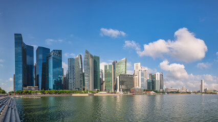 Fototapeta na wymiar Singapore panorama city skyline at Marina Bay waterfront business district