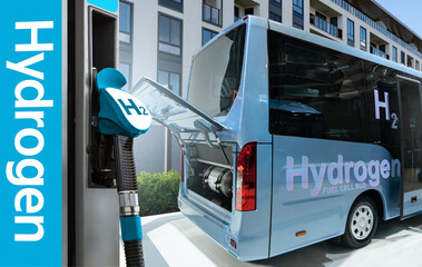 Bus on hydrogen fuel with H2 filling station	