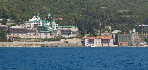 Gli splendidi monasteri del monte Athos visti dal mare, Grecia