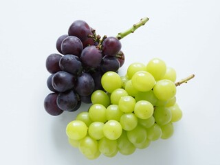 シャインマスカット、ピオーネ