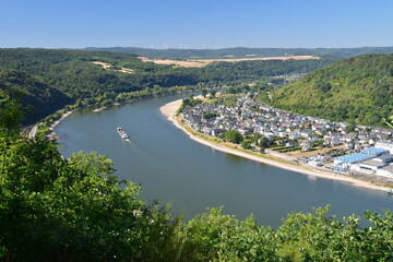 Fototapeta na wymiar Méandre du Rhin, vu depuis le Burgenblick