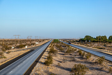 Fototapeta na wymiar highway interstate 8 in the desert area of Arizona near Tartron