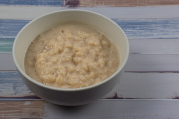 bowl of rice pudding 