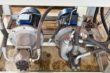 Reduction oil pump with pressure gauge for high pressure hydraulic oil station.