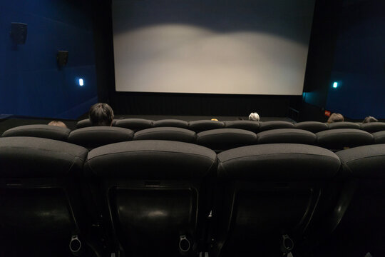 映画館 Images Browse 2 394 Stock Photos Vectors And Video Adobe Stock