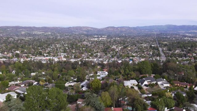 Drone clip of Woodland Hills in Calabasas, California. 