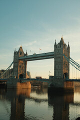 Fototapeta na wymiar Tower Bridge - Sunrise