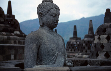 buddha statue bali indonesia