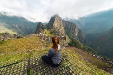 Crédence de cuisine en verre imprimé Machu Picchu Hiking Machu Picchu Cusco- Peru