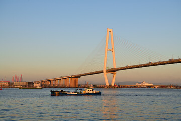 Fototapeta premium 名港中央大橋