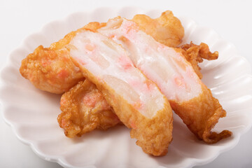 紅生姜と玉ねぎのかき揚げ　(はんぺん揚げ)