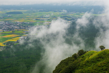 霧の阿蘇・外輪山