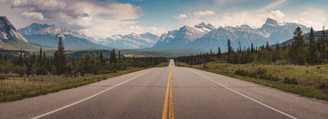 David Thompson Highway and mountains of Canadian Rockies,Â IcefieldsÂ Parkway, Alberta, Canada