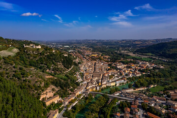 Fossombrone in Italy with Drone | Luftbilder vom Dorf Fossombrone in Italien