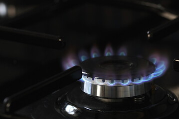 gas stove flame at high energy cost prices