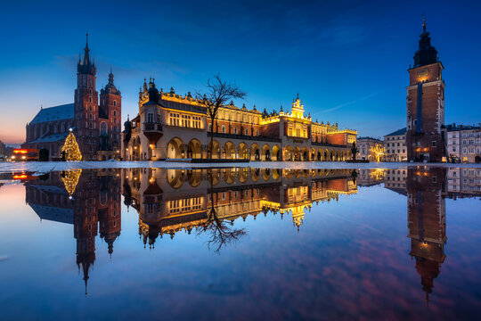 Old Town Of Krakow With Amazing Architecture At Dawn, Poland.