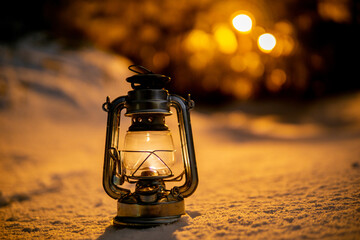雪とランタン