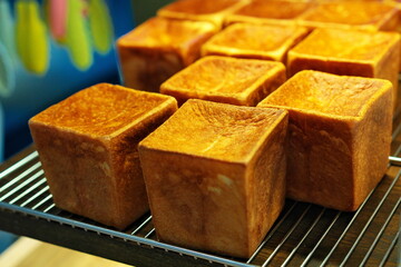 高級食パン