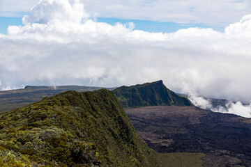 Reunion Island - Piton de la Fournaise volcano : L'enclos Fouque (enclosure) and the ramparts...