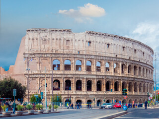 Fototapeta na wymiar The coliseum with blue sky - Rome