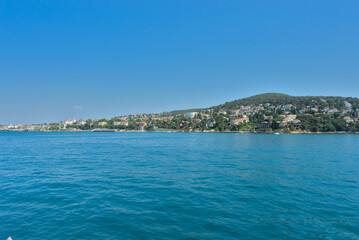 Fototapeta na wymiar View from the Sea of Marmara to the island cities and ports of Turkey