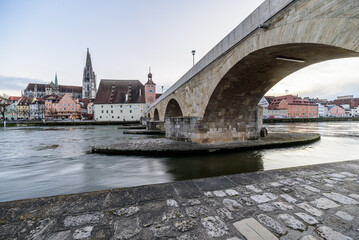 Steinerne Brück in Regensburg im Winter