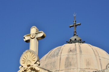 Cruces de mausoleo