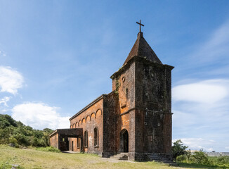 Fototapeta na wymiar Eglise catholique de Bokor, Cambodge