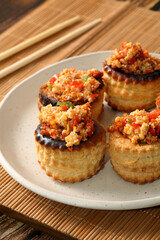 Puff pastry stuffed with meat