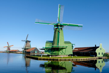 Fototapeta na wymiar HISTORICAL Zaanse Schans, Noord-Holland Province, The Netherlands