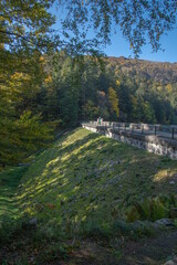 Le lac d"Altenweiher dans les Vosges en Automne - Vallée de Mittlach près de Munster