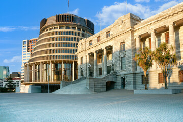 New Zealand Parliament and Beehive building in Wellington - obrazy, fototapety, plakaty