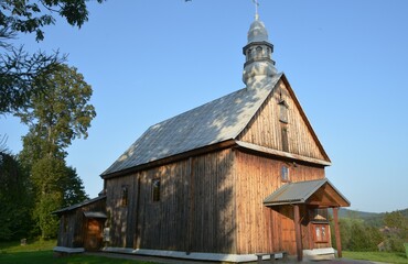 kościół drewniany w Bandrowie Narodowym - obrazy, fototapety, plakaty