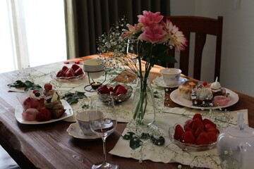 Strawberry fondue / いちごブッフェ