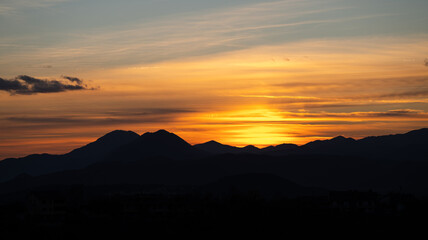 Spectacular photographs of sunsets in Molise, Italy