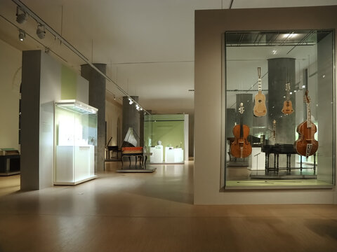 Art Collection of MKG museum für Kunst und Gewerbe in Hamburg - historic music instruments