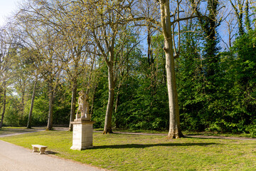 Obraz premium Statue in Parc de Sceaux - Ile de France - Paris region - France
