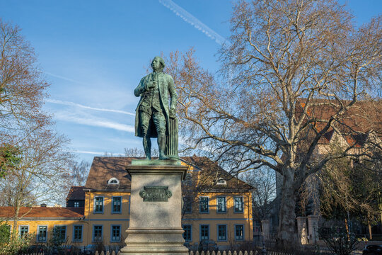 Gotthold Ephraim Lessing Statue by Ernst Rietschel, 1853 - Braunschweig, Lower Saxony, Germany
