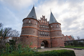 Fototapeta premium Holstentor (Holsten Gate) - Lubeck, Germany