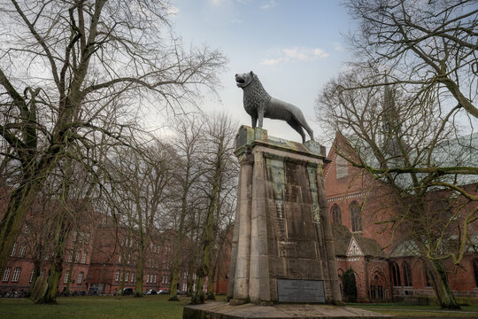 Brunswick Lion (Braunschweiger Lowe) Monument in front of Lubeck Cathedral - Lubeck, Germany