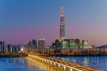 한국 한강 잠실철교 겨울의 야경