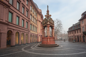 Fototapeta na wymiar Marktbrunnen Fountain at Market Square (Marktplatz) - Mainz, Germany