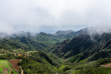 Naklejka premium El valle encantado