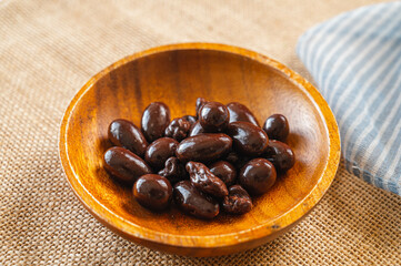 ロカボスイーツ　ナッツチョコレート