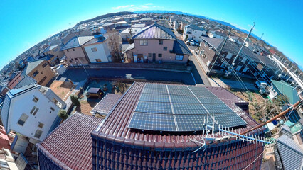 Fototapeta na wymiar ソーラー太陽光発電の屋根からパノラマ撮影