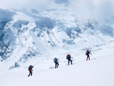 Manaslu mountaineering expedition 2008, Nepal Himalayas: Mountaineers during their ascent of Manaslu.